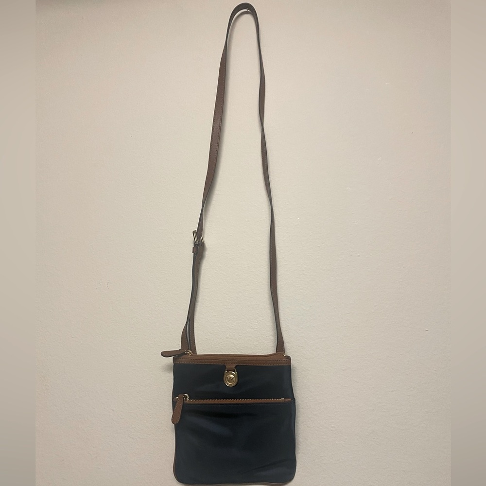 Michael Kors Bag - Picture 2 of 6